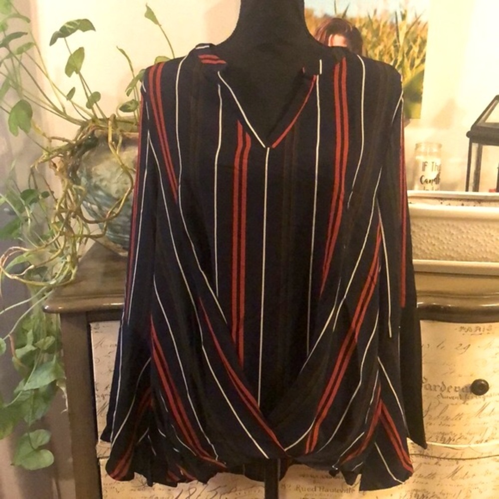 JODIFL BELL SLEEVE STRIPED TOP HIGH LOW HEM BLUE RED WHITE SIZE LARGE NEW - Picture 7 of 15